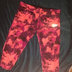 Nike Capri Leggings NWOT